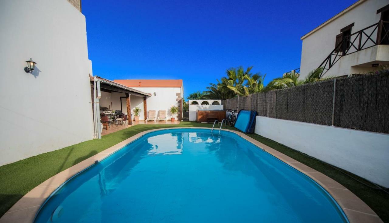 Villatommy Heated Pool, Hottub, Fast Wifi Lajares Extérieur photo